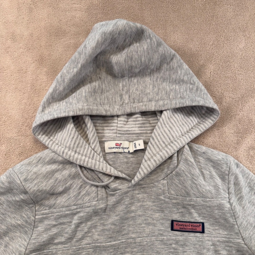 Vineyard Vines Gray Pullover Hoodie Coastal Beach Hamptons Light Minimalist Sz S - Picture 3 of 9